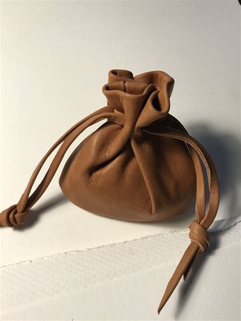 LEATHER POUCH 